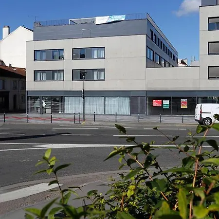 公寓 Nemea Campus *