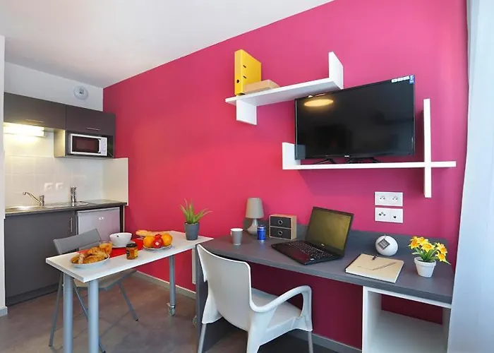 Апартаменты Nemea Campus *